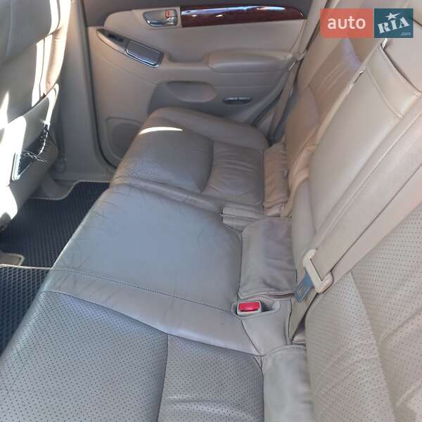 Внедорожник / Кроссовер Toyota Land Cruiser 2004 в Львове