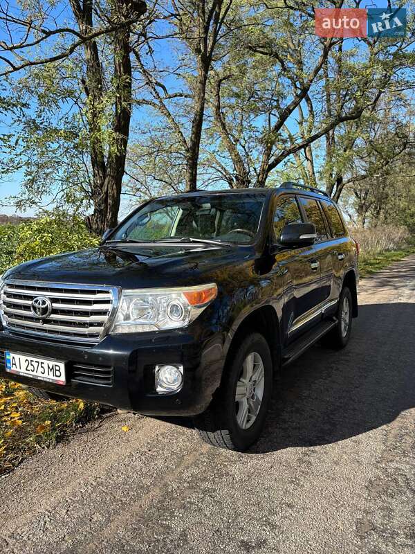 Внедорожник / Кроссовер Toyota Land Cruiser 2013 в Киеве фото 13 Внедорожник / Кроссовер Toyota Land Cruiser 2013 в Киеве