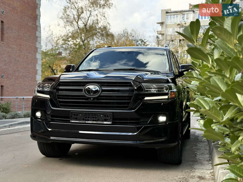 Внедорожник / Кроссовер Toyota Land Cruiser 2016 в Львове фото 24 Внедорожник / Кроссовер Toyota Land Cruiser 2016 в Львове