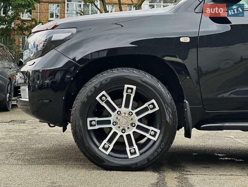 Внедорожник / Кроссовер Toyota Land Cruiser 2008 в Киеве фото 11 Внедорожник / Кроссовер Toyota Land Cruiser 2008 в Киеве