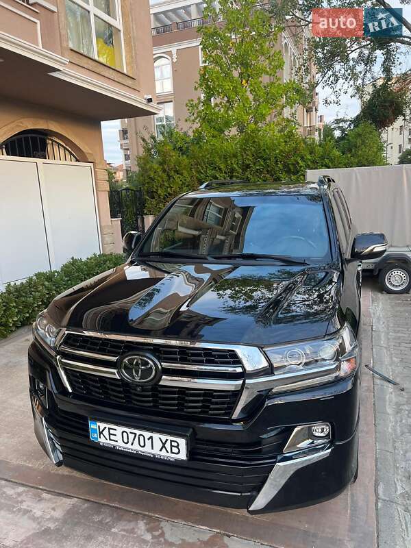 Внедорожник / Кроссовер Toyota Land Cruiser 2020 в Днепре