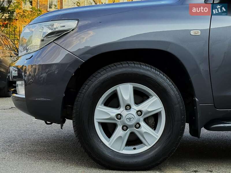 Внедорожник / Кроссовер Toyota Land Cruiser 2008 в Киеве фото 16 Внедорожник / Кроссовер Toyota Land Cruiser 2008 в Киеве