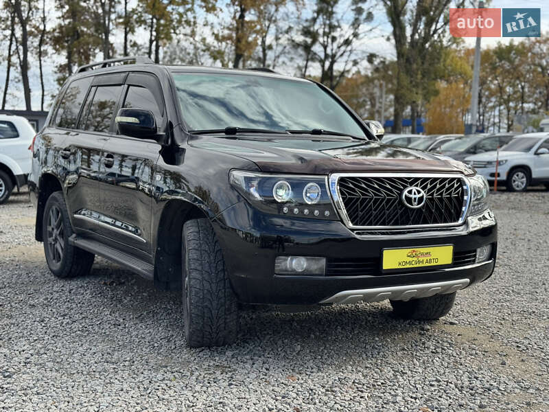 Позашляховик / Кросовер Toyota Land Cruiser 2007 в Умані
