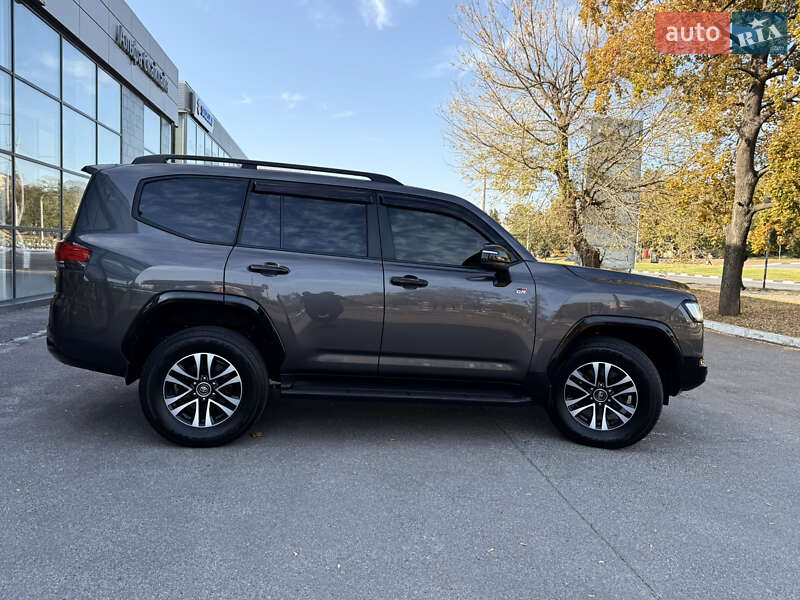 Внедорожник / Кроссовер Toyota Land Cruiser 2021 в Харькове