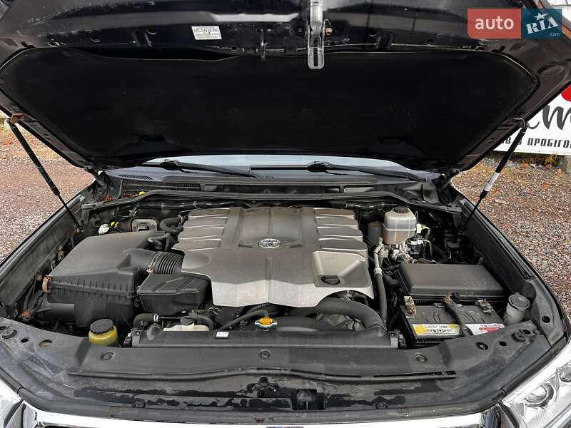 Позашляховик / Кросовер Toyota Land Cruiser 2015 в Черкасах фото 21 Позашляховик / Кросовер Toyota Land Cruiser 2015 в Черкасах