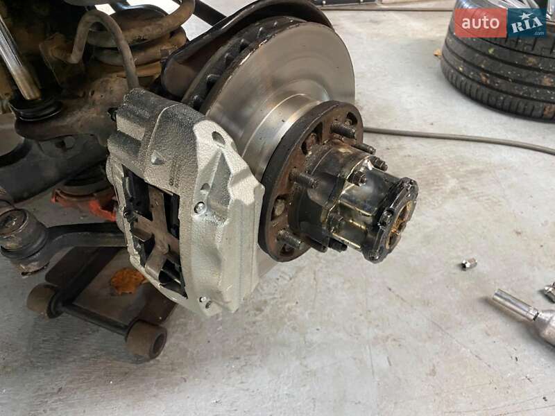 Внедорожник / Кроссовер Toyota Land Cruiser 1990 в Покровске фото 5 Внедорожник / Кроссовер Toyota Land Cruiser 1990 в Покровске