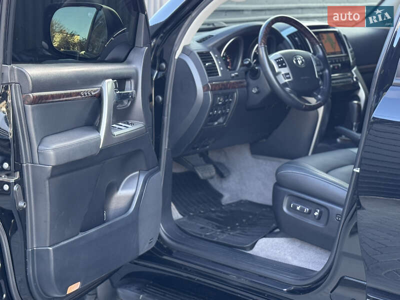 Позашляховик / Кросовер Toyota Land Cruiser 2013 в Білій Церкві