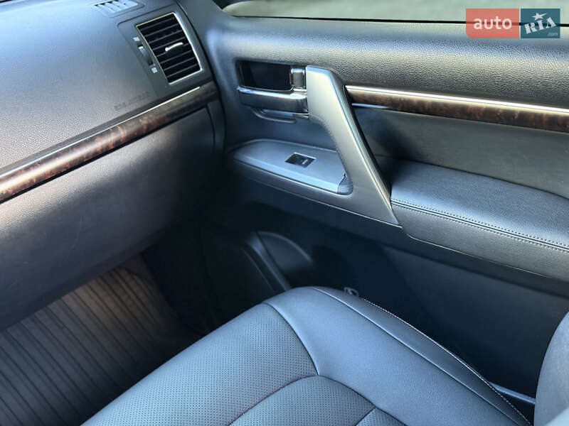 Позашляховик / Кросовер Toyota Land Cruiser 2013 в Білій Церкві