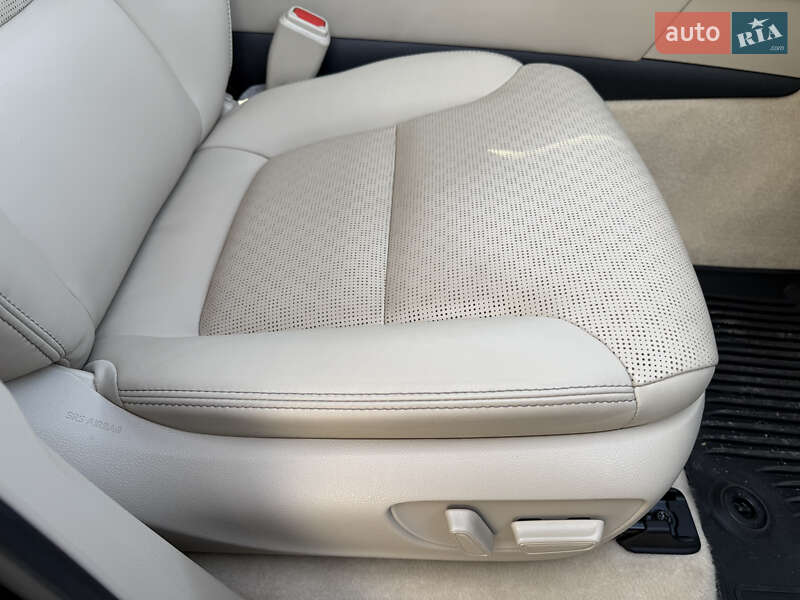 Внедорожник / Кроссовер Toyota Land Cruiser 2021 в Киеве фото 25 Внедорожник / Кроссовер Toyota Land Cruiser 2021 в Киеве