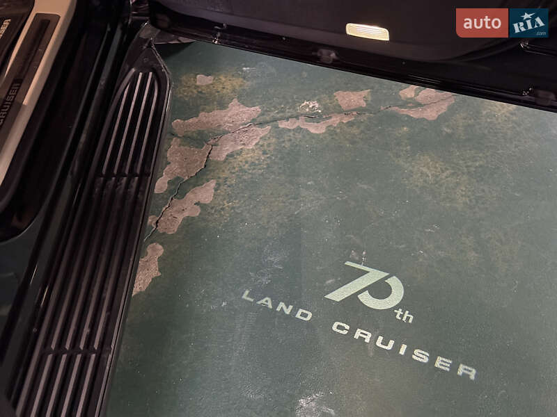 Внедорожник / Кроссовер Toyota Land Cruiser 2021 в Киеве фото 29 Внедорожник / Кроссовер Toyota Land Cruiser 2021 в Киеве