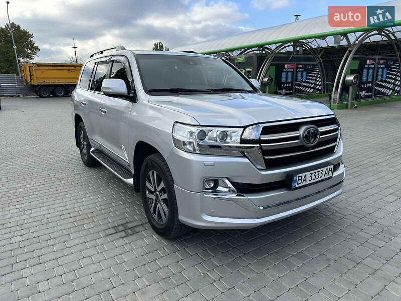 Внедорожник / Кроссовер Toyota Land Cruiser 2019 в Кропивницком