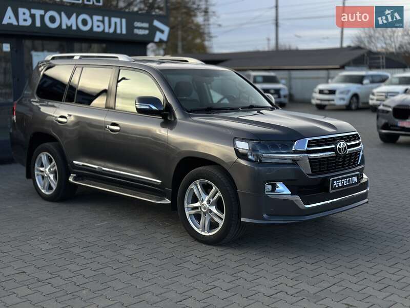 Внедорожник / Кроссовер Toyota Land Cruiser 2011 в Черновцах фото 2 Внедорожник / Кроссовер Toyota Land Cruiser 2011 в Черновцах