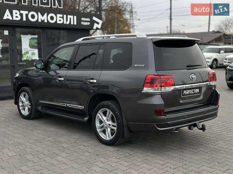 Внедорожник / Кроссовер Toyota Land Cruiser 2011 в Черновцах фото 12 Внедорожник / Кроссовер Toyota Land Cruiser 2011 в Черновцах