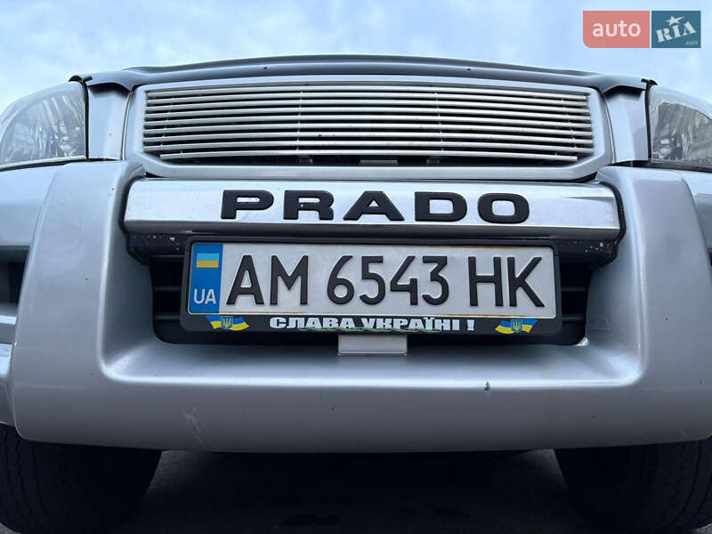 Внедорожник / Кроссовер Toyota Land Cruiser 2006 в Киеве