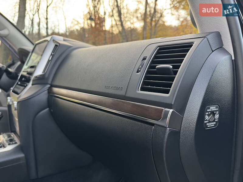 Внедорожник / Кроссовер Toyota Land Cruiser 2018 в Киеве