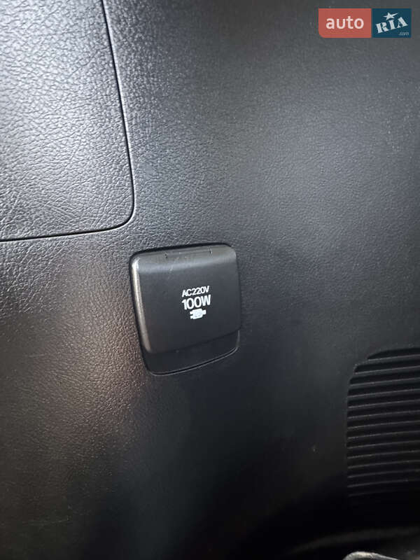 Внедорожник / Кроссовер Toyota Land Cruiser 2018 в Киеве