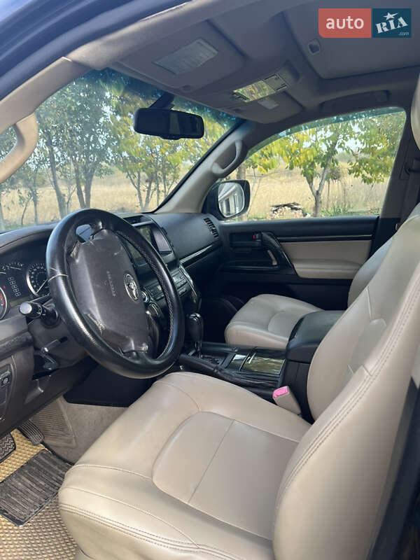 Внедорожник / Кроссовер Toyota Land Cruiser 2008 в Луцке