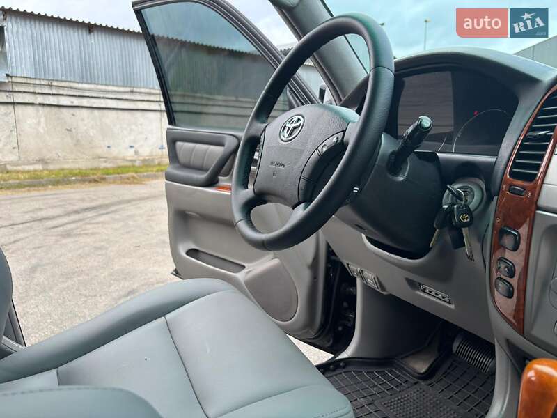 Внедорожник / Кроссовер Toyota Land Cruiser 2003 в Киеве фото 19 Внедорожник / Кроссовер Toyota Land Cruiser 2003 в Киеве