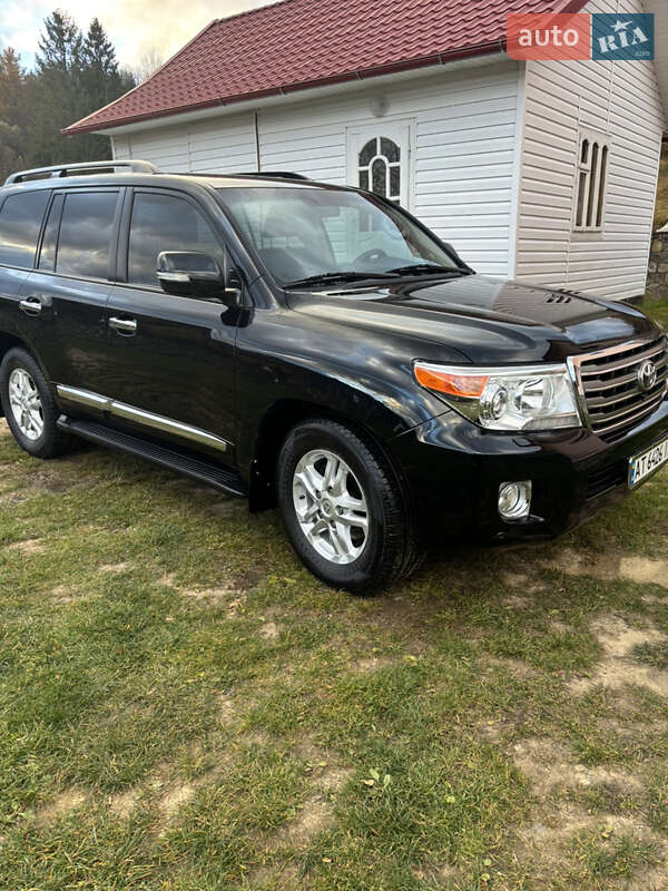 Toyota Land Cruiser 2013 Toyota Land Cruiser 2013