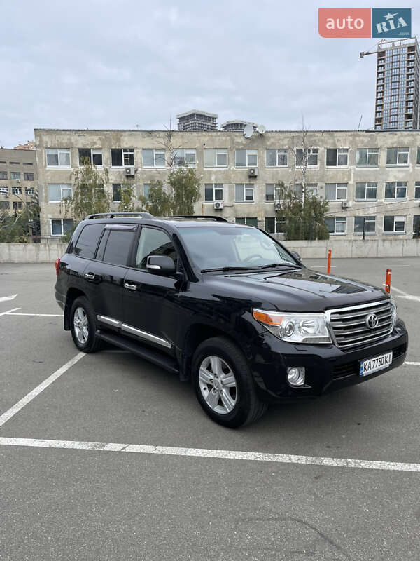 Внедорожник / Кроссовер Toyota Land Cruiser 2012 в Киеве фото 2 Внедорожник / Кроссовер Toyota Land Cruiser 2012 в Киеве