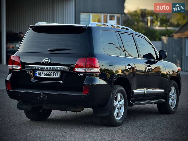 Позашляховик / Кросовер Toyota Land Cruiser 2010 в Запоріжжі