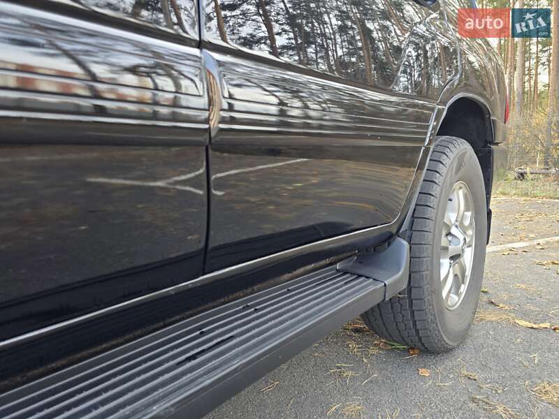 Позашляховик / Кросовер Toyota Land Cruiser 2004 в Малині