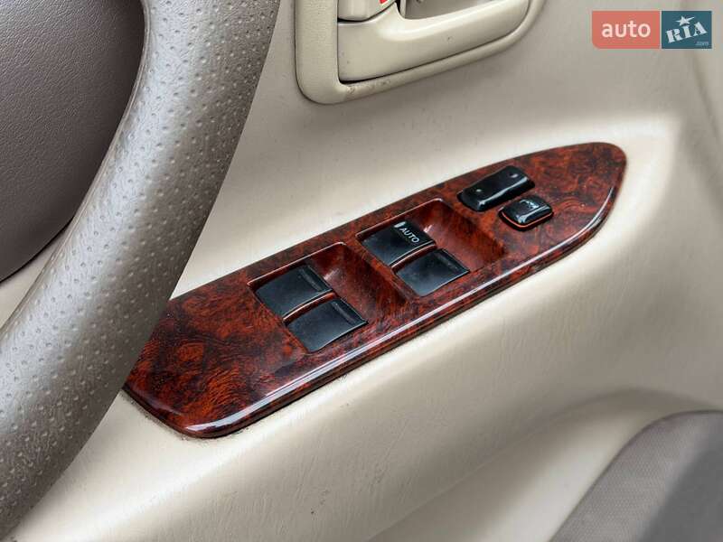 Внедорожник / Кроссовер Toyota Land Cruiser 1999 в Кривом Роге фото 36 Внедорожник / Кроссовер Toyota Land Cruiser 1999 в Кривом Роге