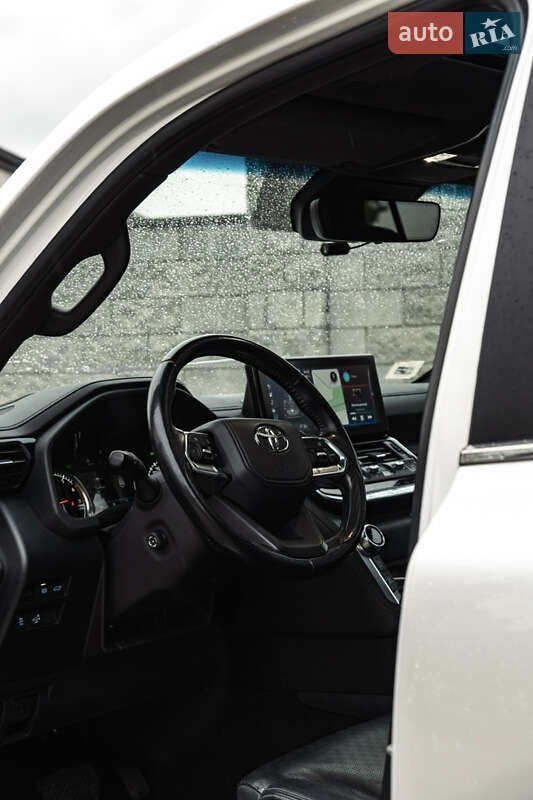 Внедорожник / Кроссовер Toyota Land Cruiser 2021 в Ровно фото 14 Внедорожник / Кроссовер Toyota Land Cruiser 2021 в Ровно
