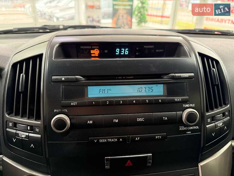 Внедорожник / Кроссовер Toyota Land Cruiser 2008 в Киеве фото 28 Внедорожник / Кроссовер Toyota Land Cruiser 2008 в Киеве