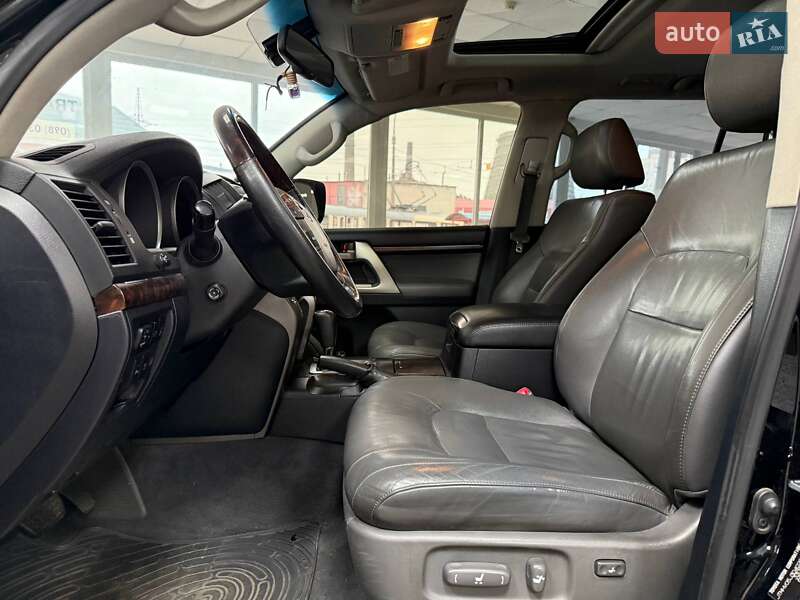 Внедорожник / Кроссовер Toyota Land Cruiser 2008 в Киеве фото 22 Внедорожник / Кроссовер Toyota Land Cruiser 2008 в Киеве