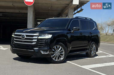 Внедорожник / Кроссовер Toyota Land Cruiser 2021 в Киеве