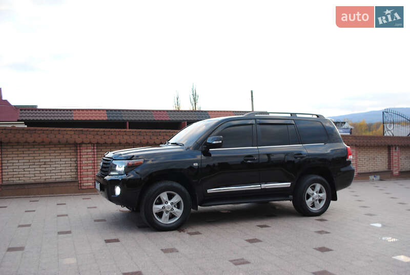 Позашляховик / Кросовер Toyota Land Cruiser 2007 в Тячеві фото 10 Позашляховик / Кросовер Toyota Land Cruiser 2007 в Тячеві