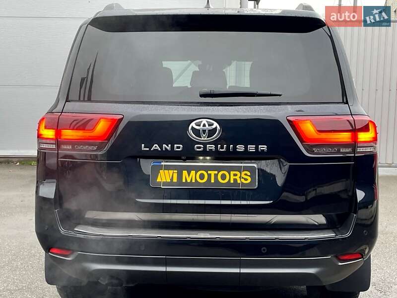Позашляховик / Кросовер Toyota Land Cruiser 2021 в Києві