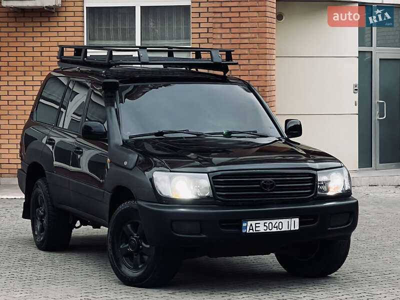 Toyota Land Cruiser 2002 Toyota Land Cruiser 2002