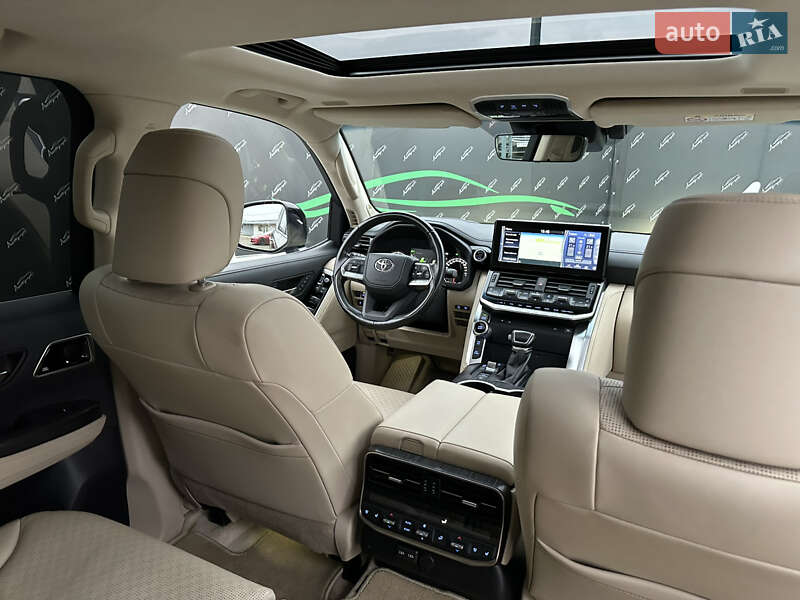 Внедорожник / Кроссовер Toyota Land Cruiser 2021 в Киеве фото 32 Внедорожник / Кроссовер Toyota Land Cruiser 2021 в Киеве