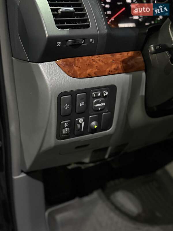 Внедорожник / Кроссовер Toyota Land Cruiser 2006 в Днепре