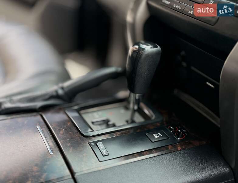 Внедорожник / Кроссовер Toyota Land Cruiser 2008 в Тернополе фото 36 Внедорожник / Кроссовер Toyota Land Cruiser 2008 в Тернополе