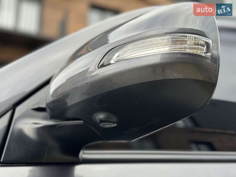 Внедорожник / Кроссовер Toyota Land Cruiser 2012 в Калуше