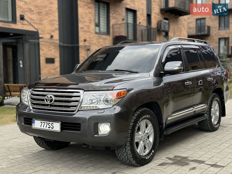 Внедорожник / Кроссовер Toyota Land Cruiser 2012 в Калуше