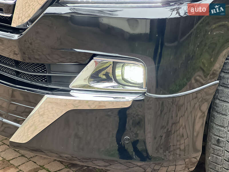 Внедорожник / Кроссовер Toyota Land Cruiser 2008 в Киеве