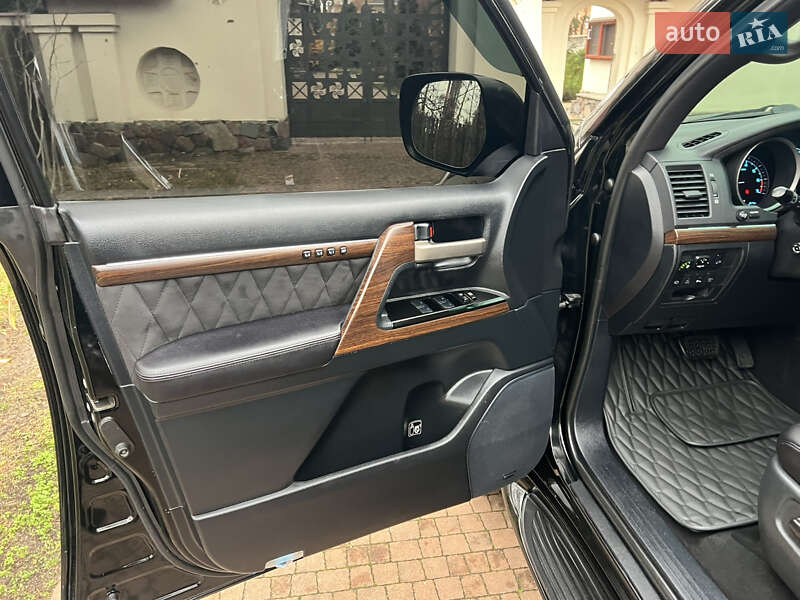 Внедорожник / Кроссовер Toyota Land Cruiser 2008 в Киеве