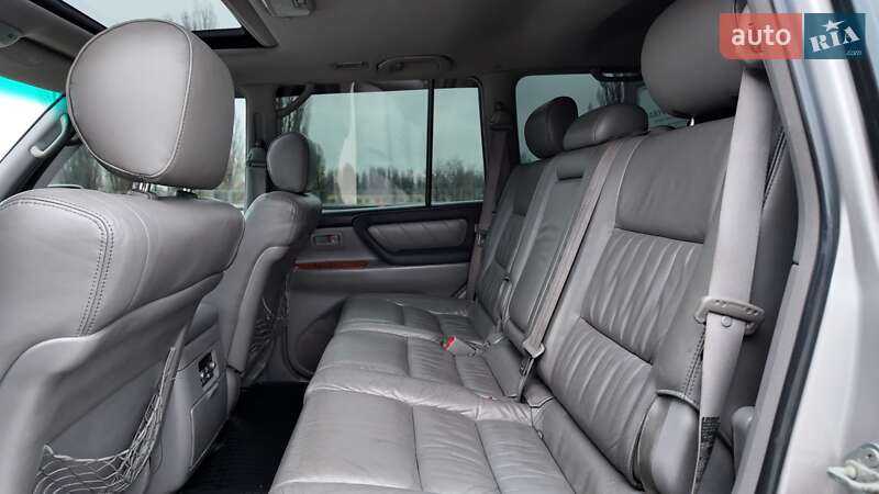 Внедорожник / Кроссовер Toyota Land Cruiser 2004 в Киеве