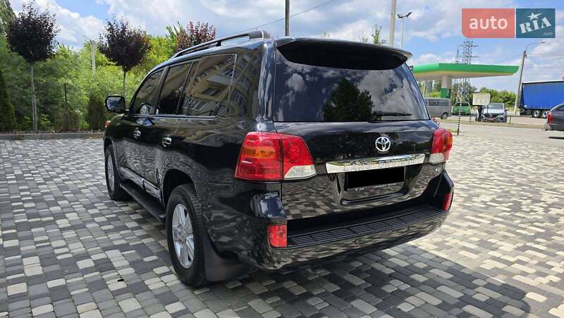 Внедорожник / Кроссовер Toyota Land Cruiser 2013 в Киеве