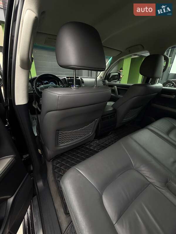 Внедорожник / Кроссовер Toyota Land Cruiser 2008 в Тернополе