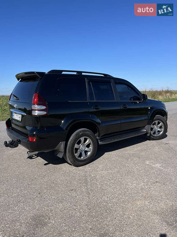 Внедорожник / Кроссовер Toyota Land Cruiser 2007 в Львове