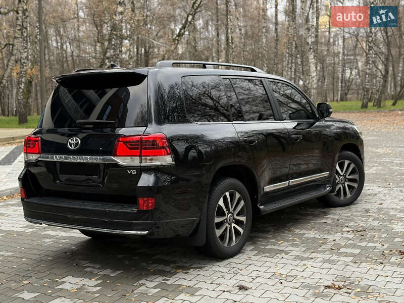 Внедорожник / Кроссовер Toyota Land Cruiser 2016 в Тернополе