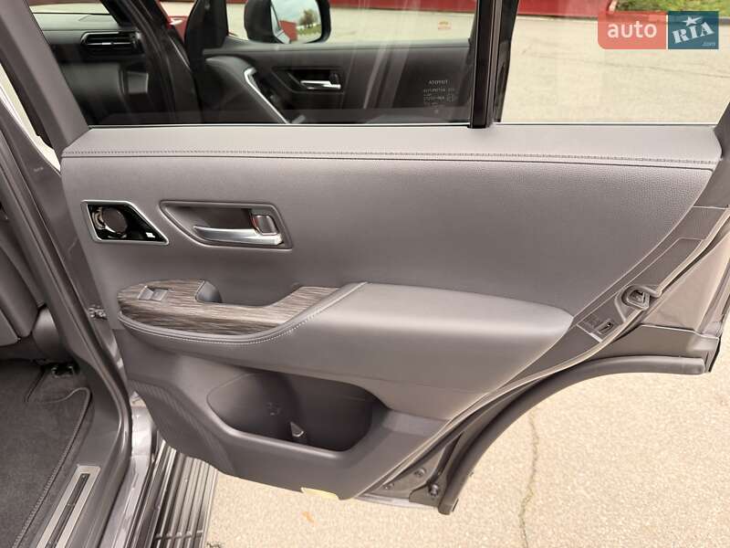 Внедорожник / Кроссовер Toyota Land Cruiser 2023 в Киеве