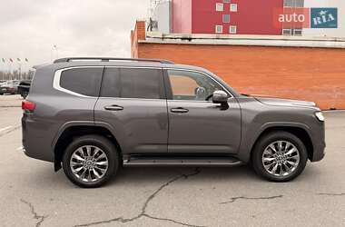 Внедорожник / Кроссовер Toyota Land Cruiser 2023 в Киеве