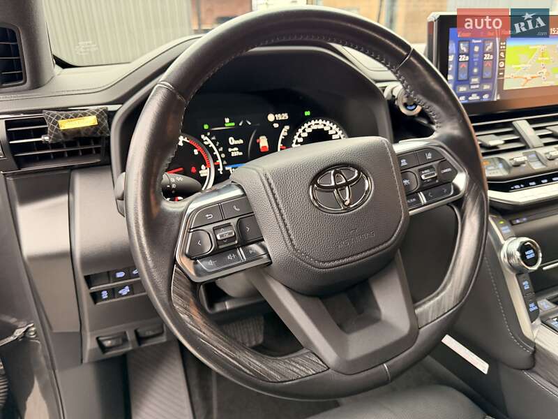 Внедорожник / Кроссовер Toyota Land Cruiser 2023 в Киеве