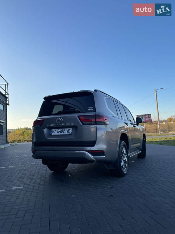 Внедорожник / Кроссовер Toyota Land Cruiser 2023 в Кропивницком